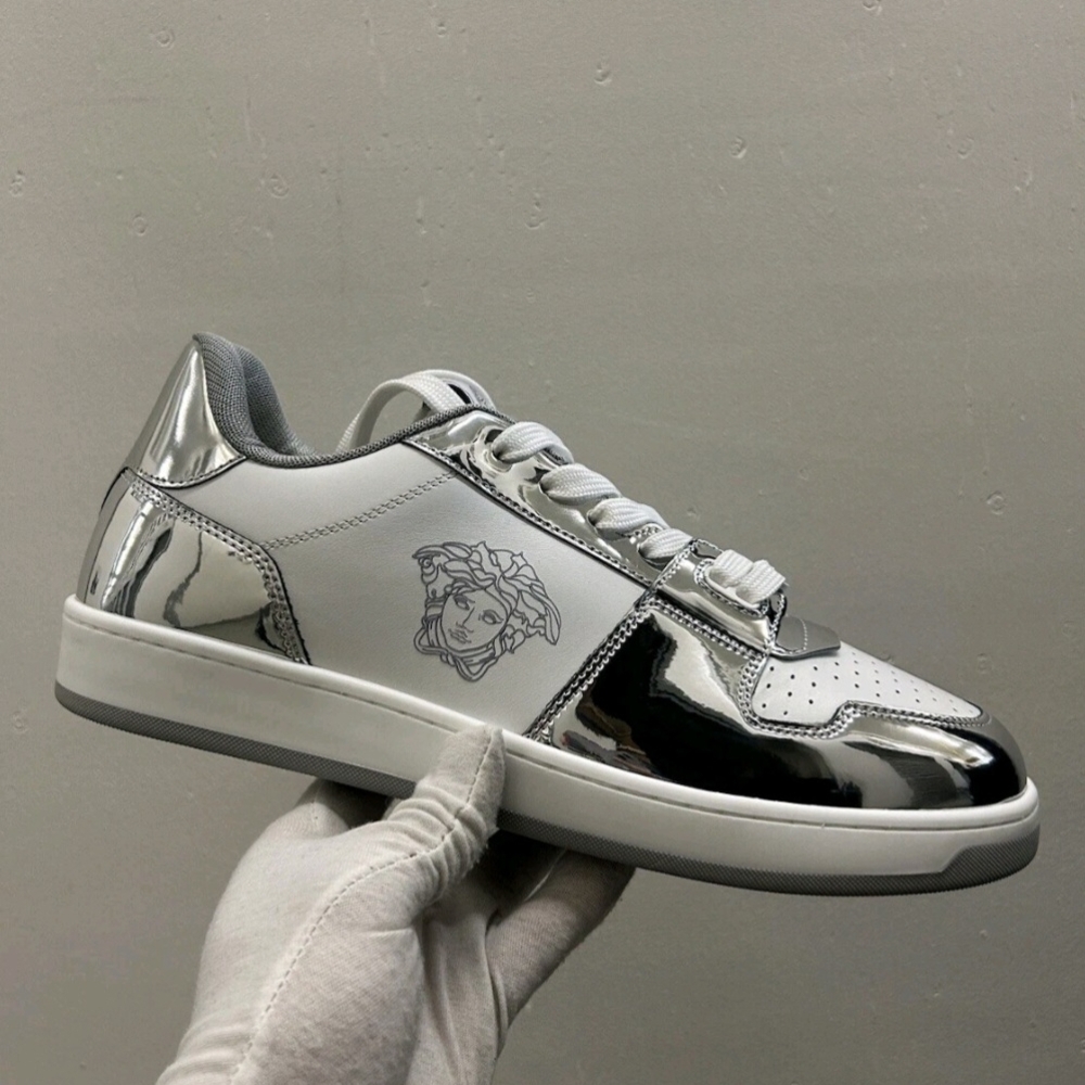 Versace Medusa Mens Leather White/Silver Sneakers Mens Size 10 US - Picture 3 of 15